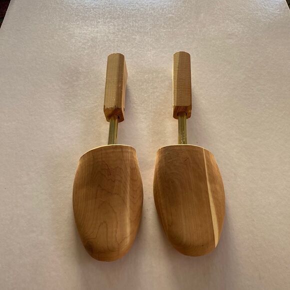 ROCHESTER SHOE TREE CO. Men’s Wooden Shoe Tree Size L - Picture 1 of 4